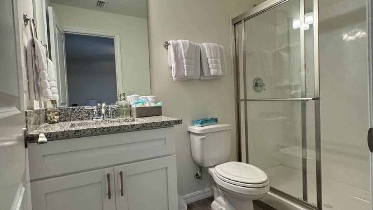 Photo of Bathroom in Mariner