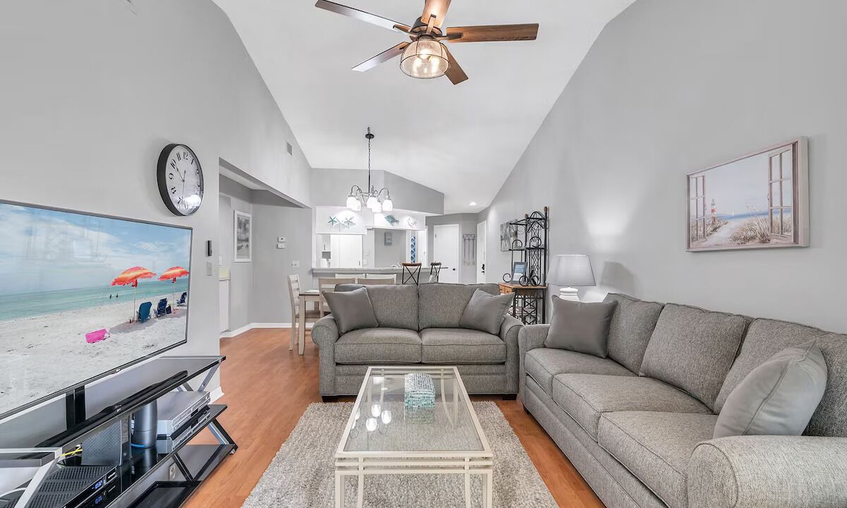 Photo of Livingroom in South Bradenton