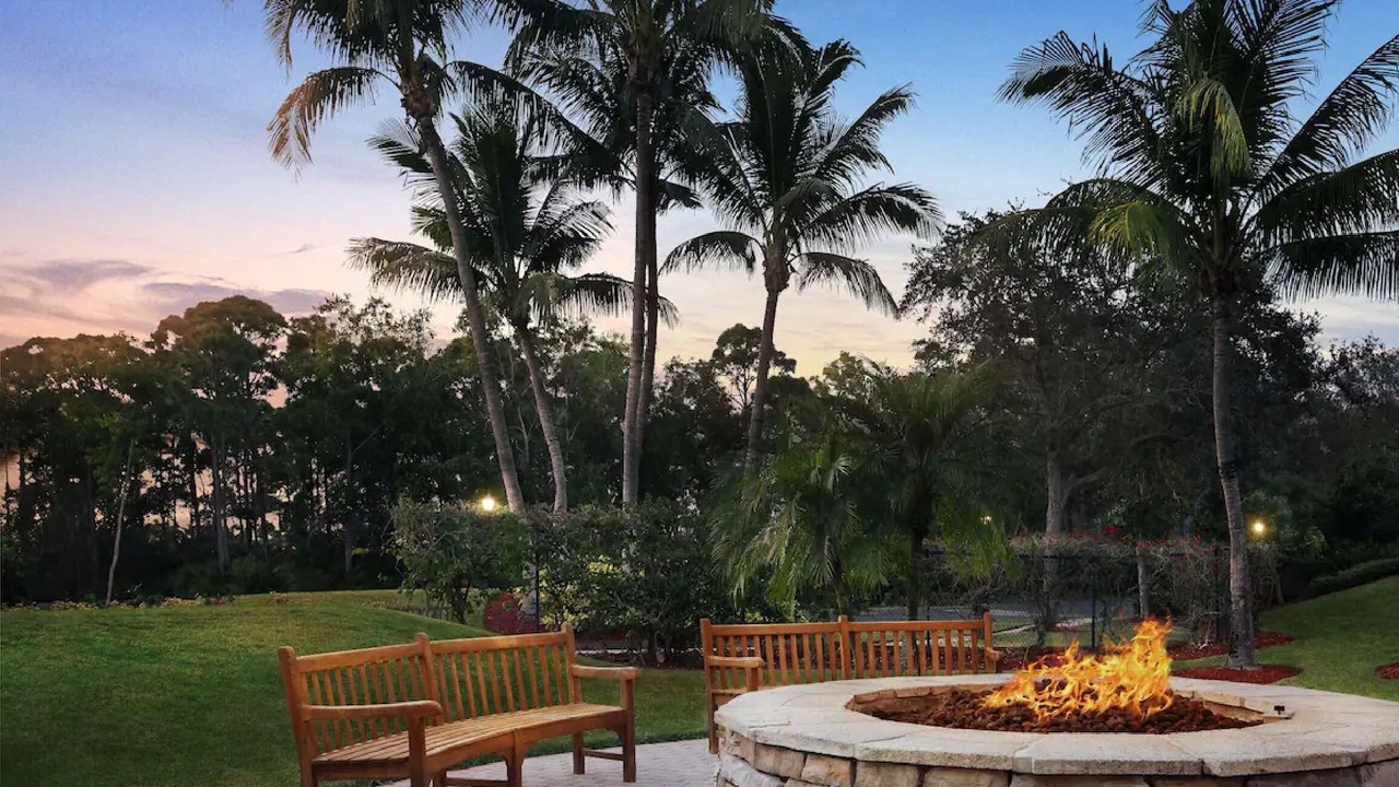Photo of Outdoor in Estero