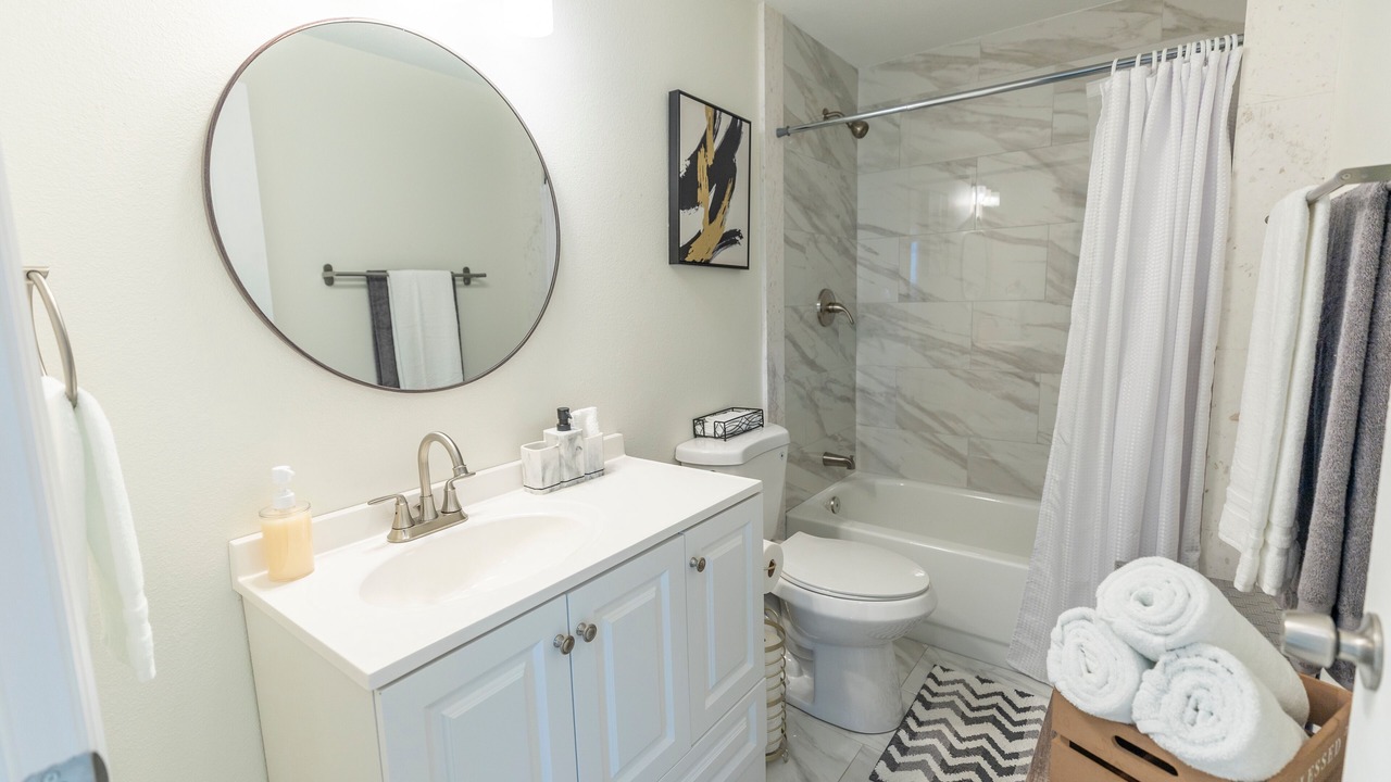 Photo of Bathroom in Englewood East