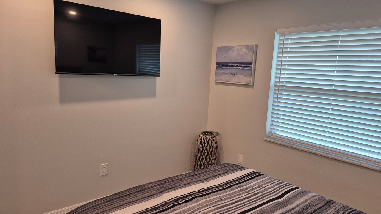 Photo of Bedroom in Bonita Shores