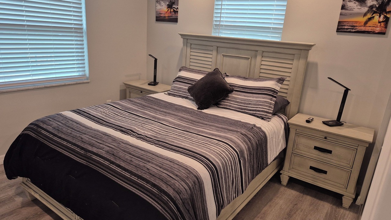 Photo of Bedroom in Bonita Shores
