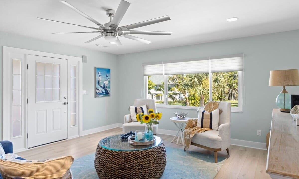 Photo of Bedroom in East Rocks
