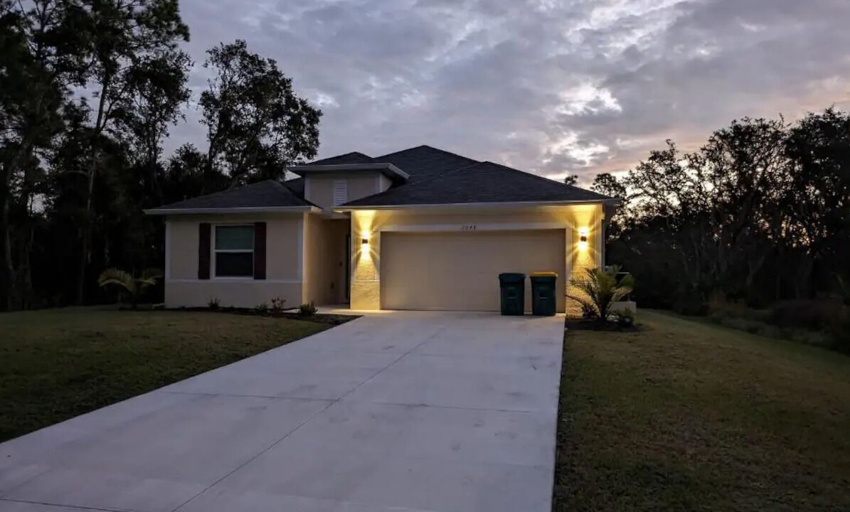 Photo of Outdoor in Port Charlotte