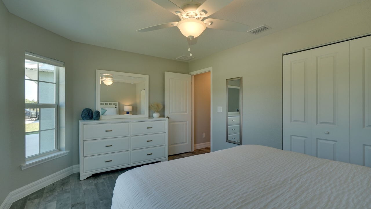Photo of Bedroom in South Gulf Cove