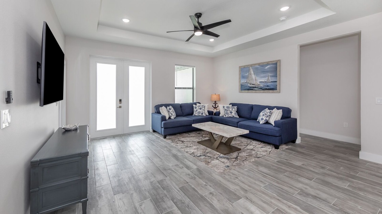 Photo of Livingroom in Warm Mineral Springs