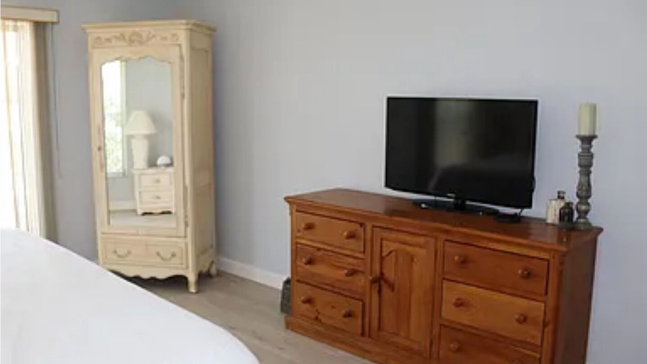 Photo of Bedroom in White Marsh