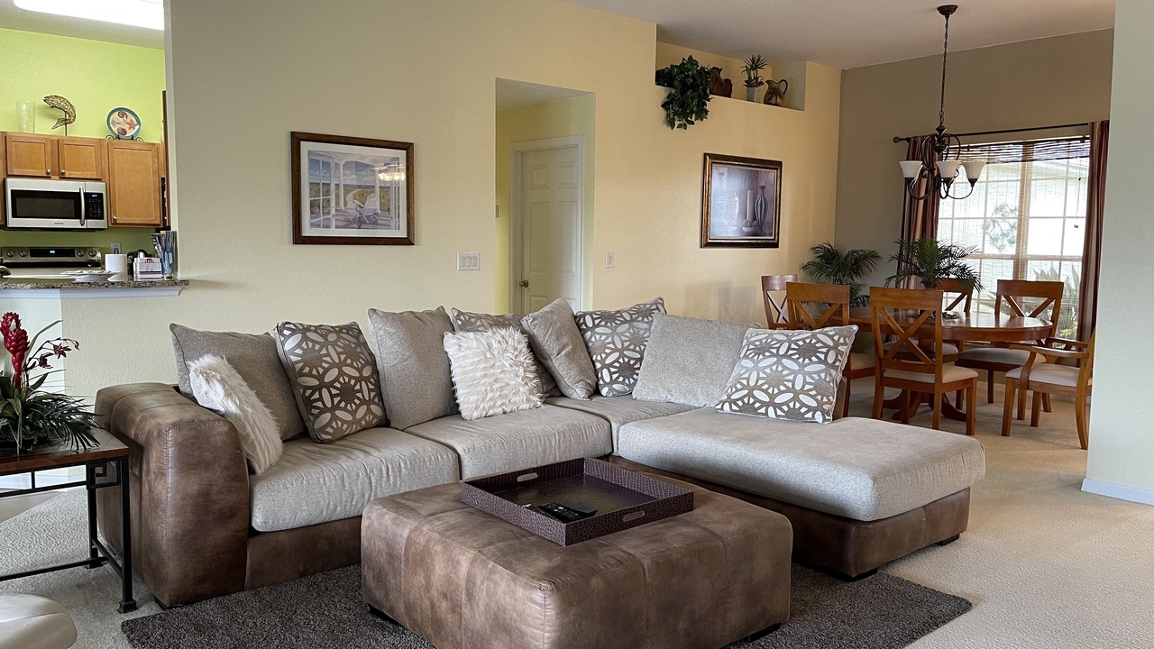Photo of Livingroom in Broadmoor