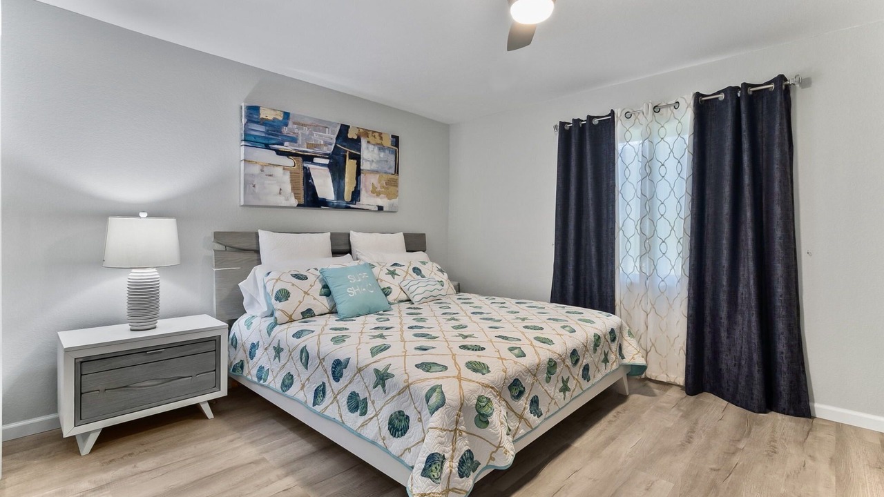Photo of Bedroom in South Gulf Cove