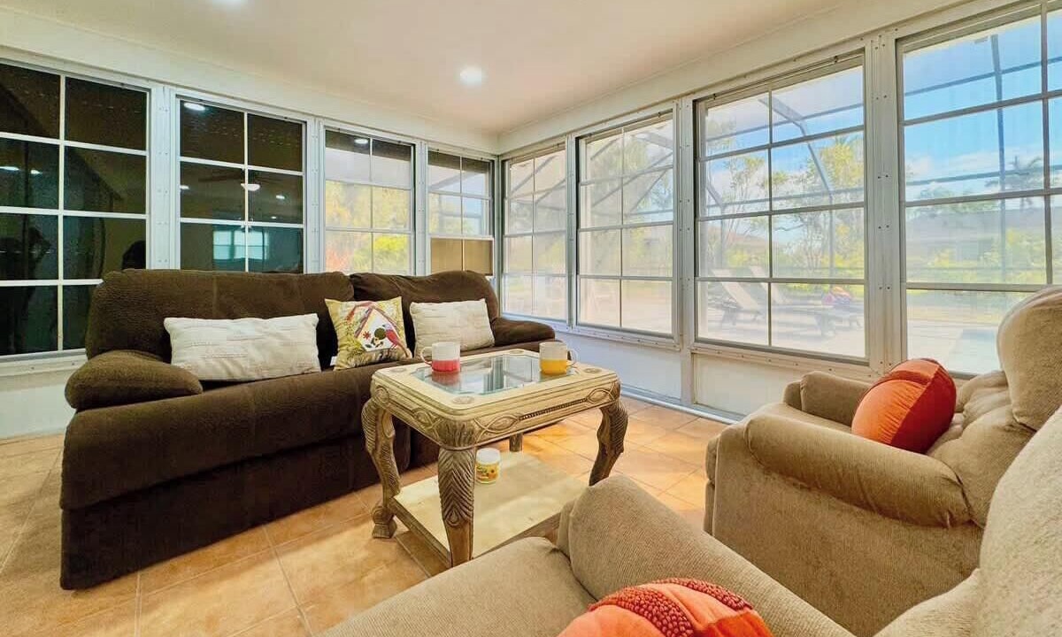 Photo of Livingroom in Eight Lakes