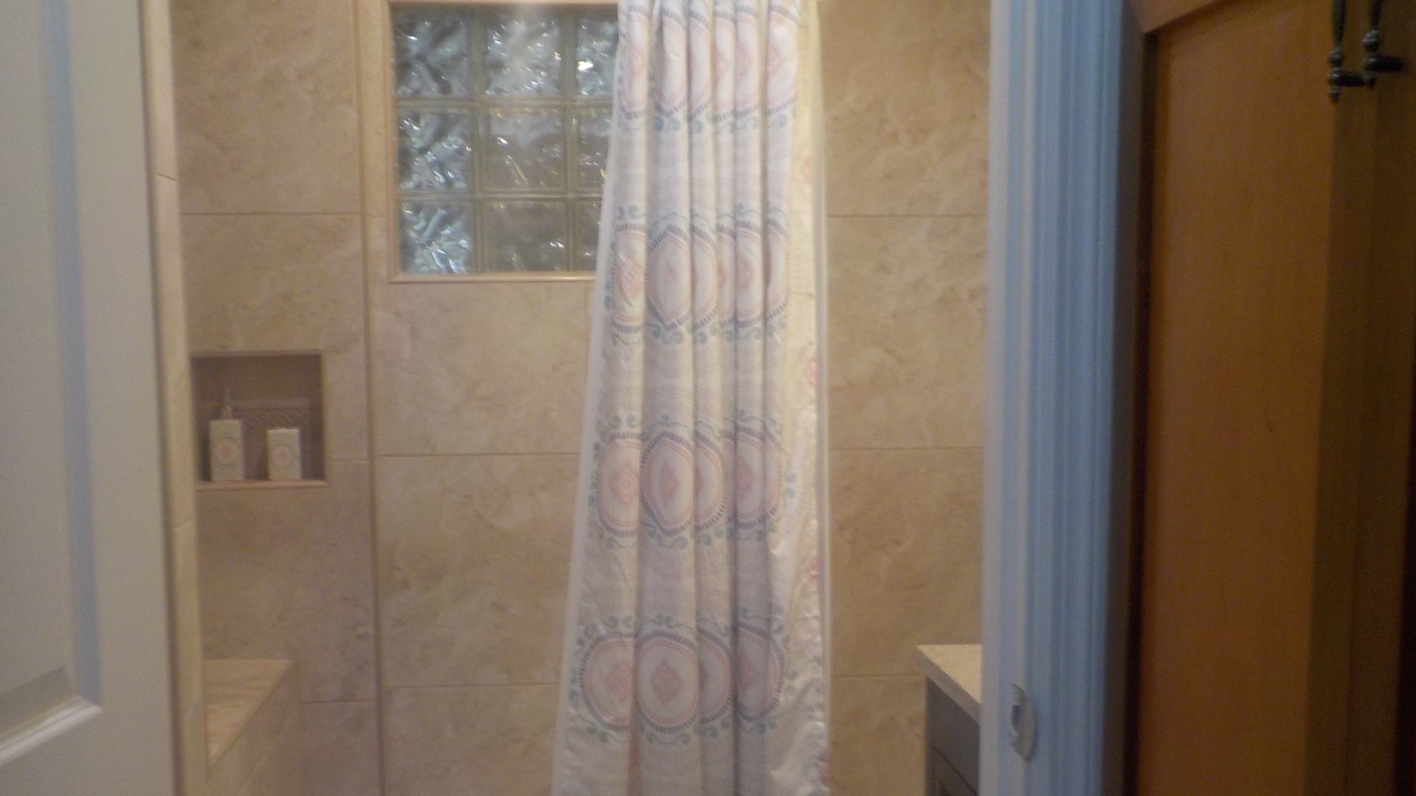 Photo of Bathroom in Lehigh Acres