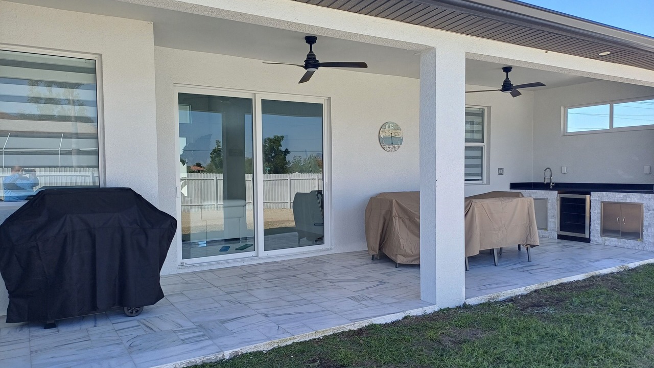 Photo of Patio Balcony in Mariner