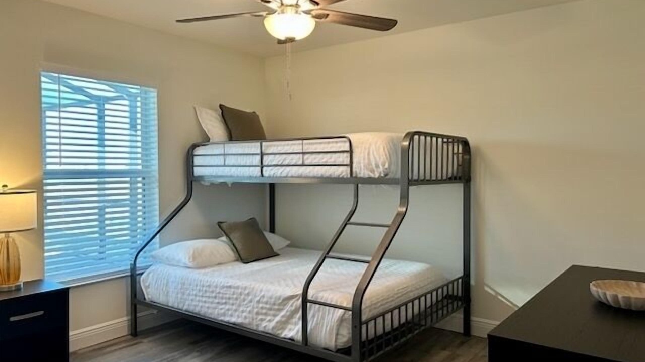 Photo of Bedroom in Diplomat