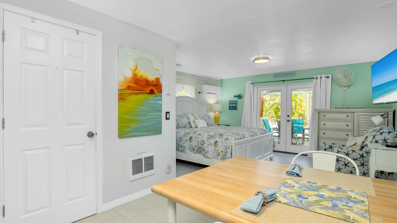 Photo of Bedroom in Bonita Shores