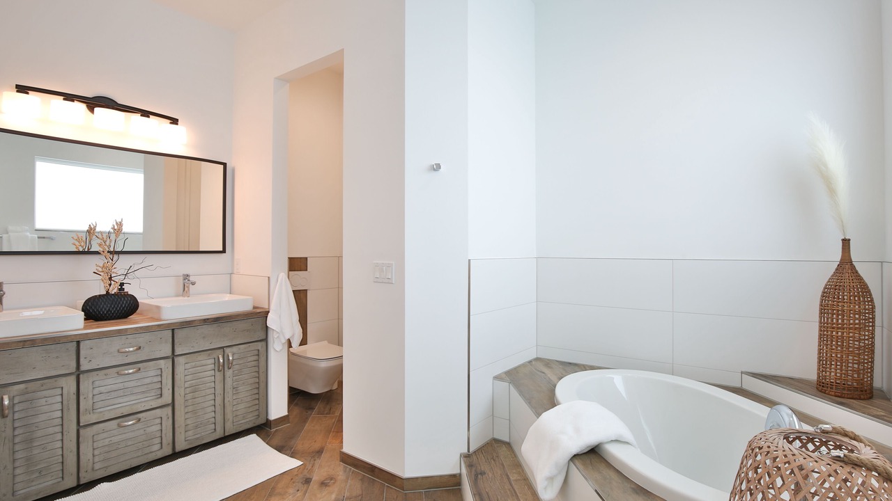 Photo of Bathroom in Whitney Beach