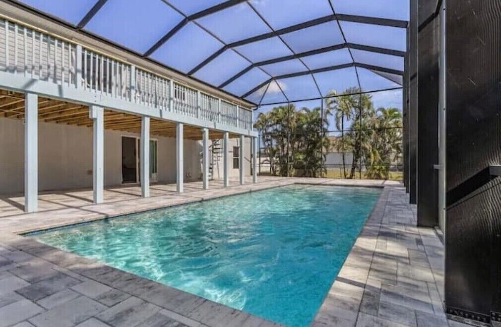 Photo of Outdoor in Jacarandas