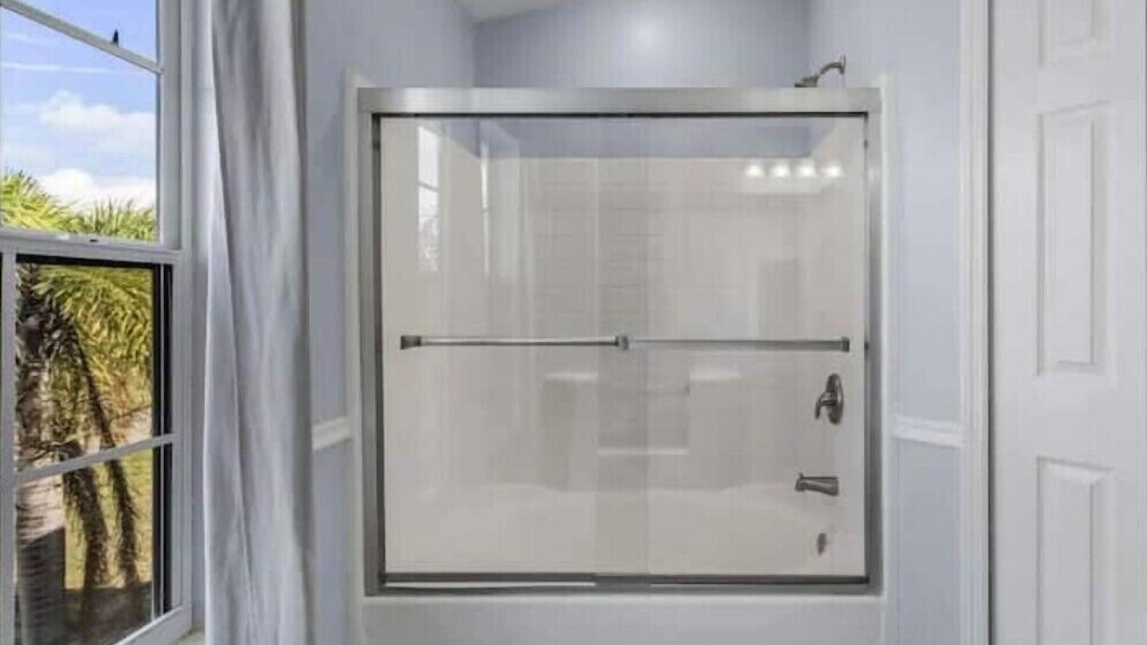 Photo of Bathroom in Jacarandas