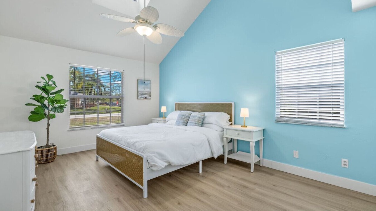 Photo of Bedroom in San Carlos Park