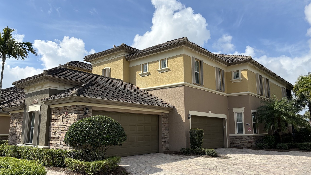 Photo of Outdoor in Naples