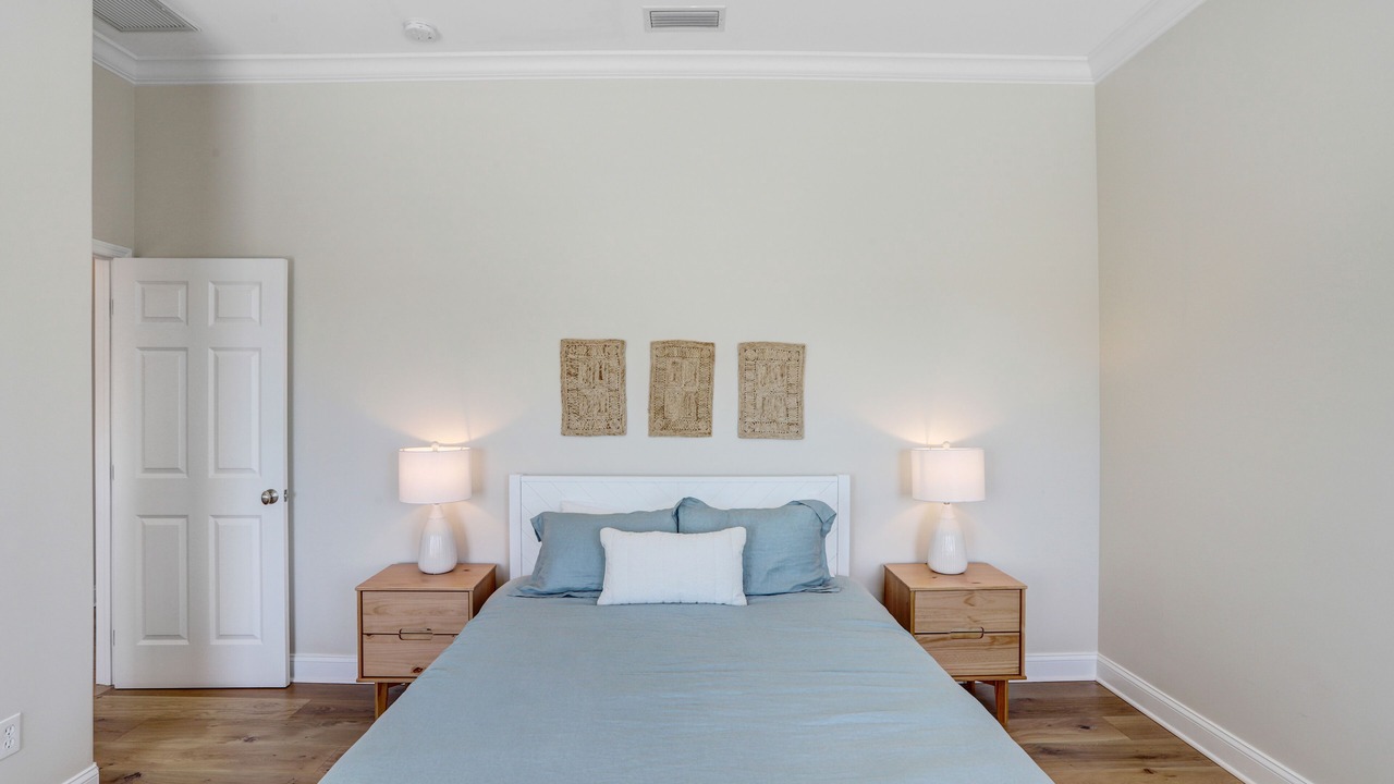 Photo of Bedroom in Redington Beach