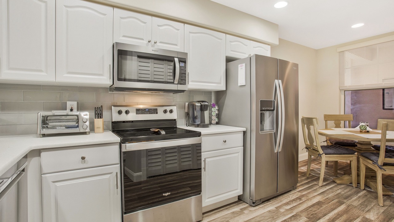 Photo of Kitchen in Tropical Cove