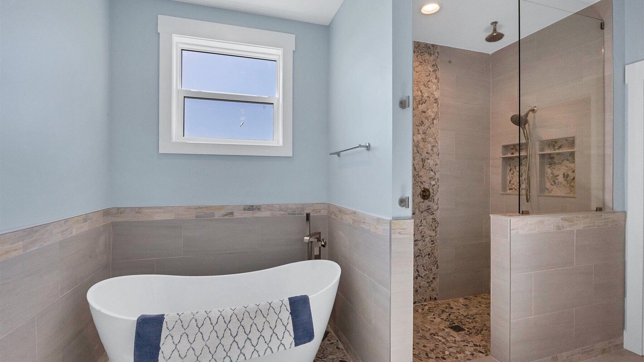 Photo of Bathroom in Cape Haze