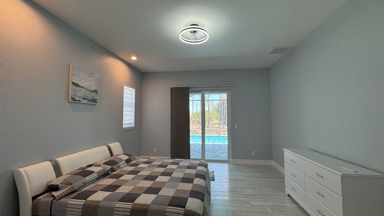 Photo of Bedroom in Pine Valley
