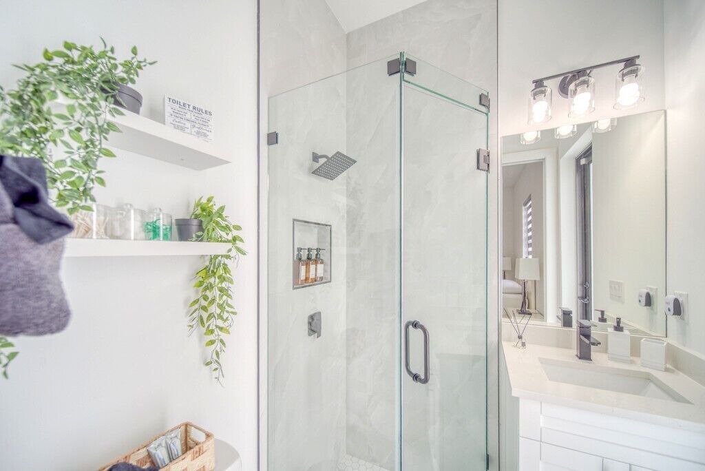 Photo of Bathroom in Mariner