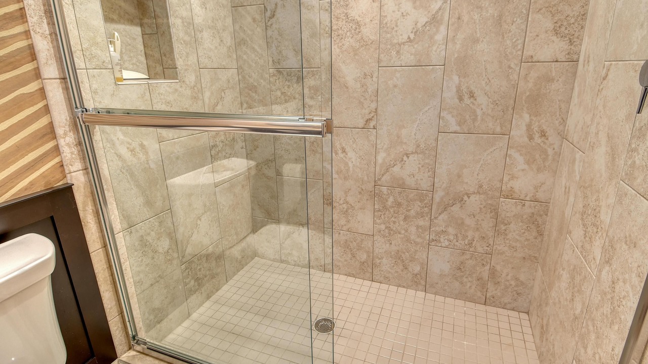 Photo of Bathroom in Laurel Park