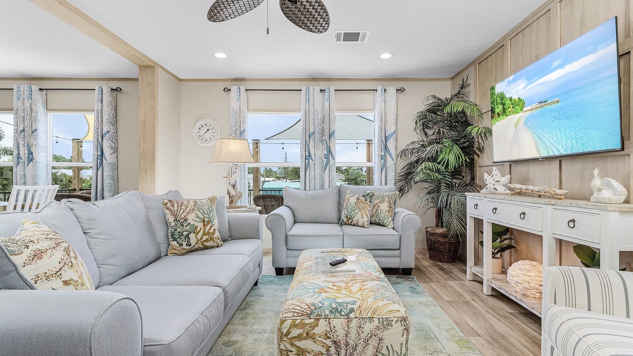 Photo of Livingroom in Charlotte Park