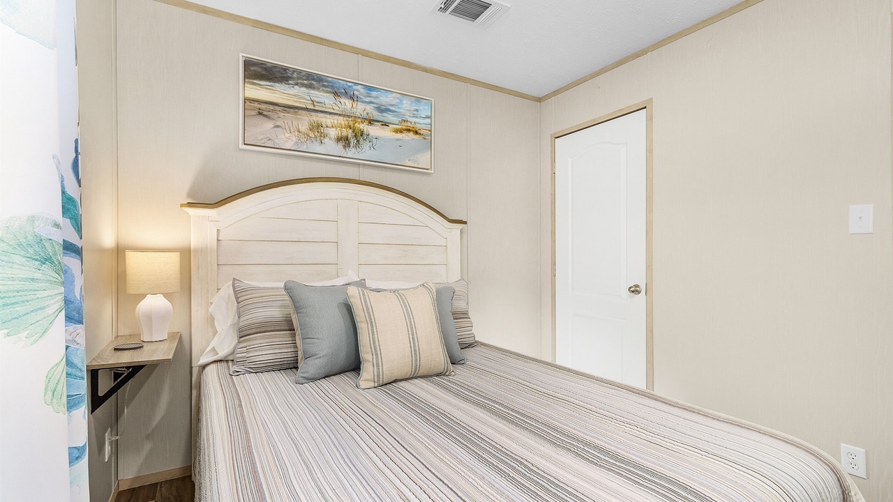 Photo of Bedroom in Charlotte Park