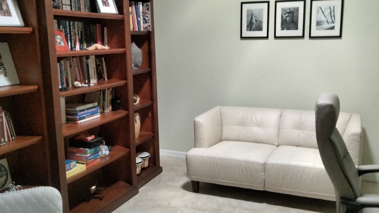 Photo of Livingroom in Whitney Beach