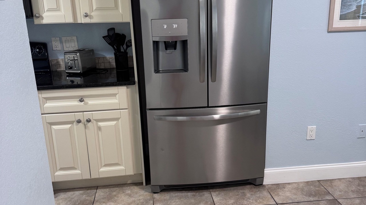 Photo of Kitchen in Gulf Gate Estates