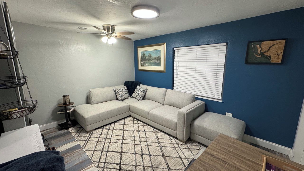 Photo of Livingroom in Fort Myers River District