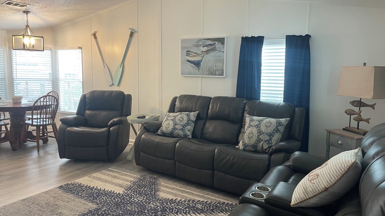 Photo of Livingroom in Flamingo Bay