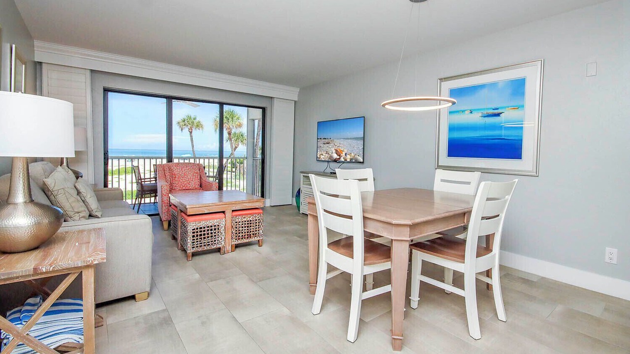 Photo of Livingroom in Captiva