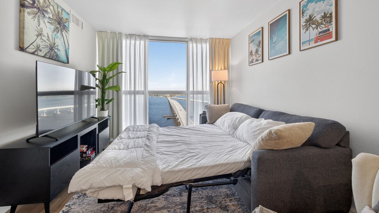 Photo of Bedroom in Fort Myers River District
