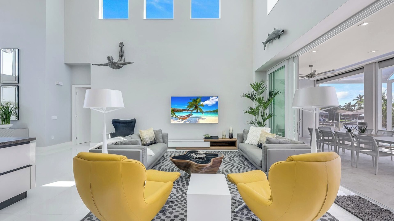 Photo of Livingroom in Eight Lakes