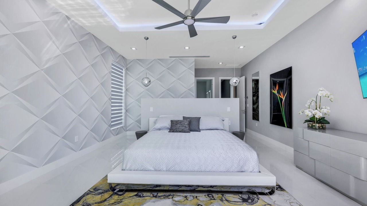 Photo of Bedroom in Eight Lakes