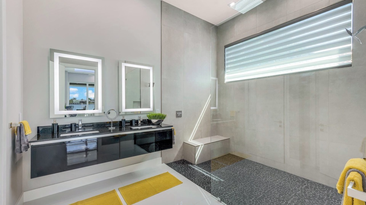 Photo of Bathroom in Eight Lakes