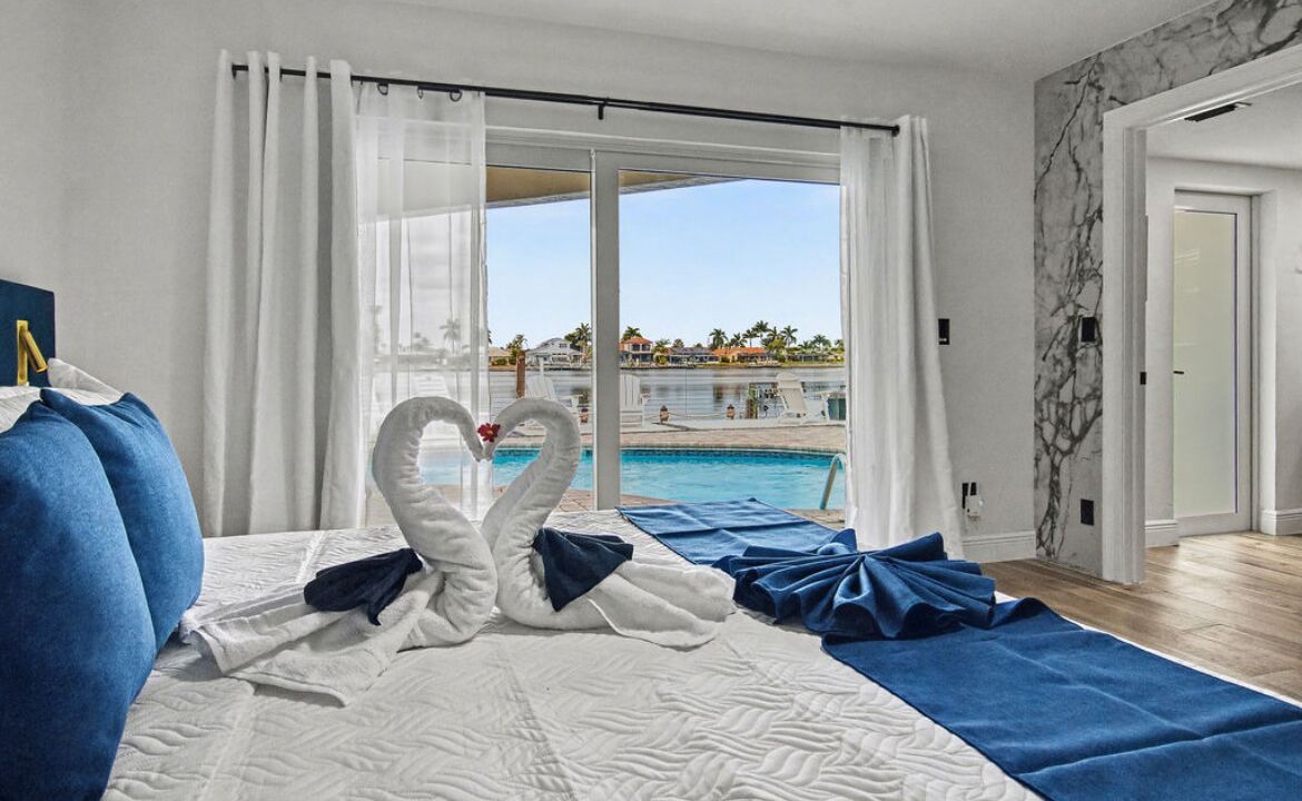 Photo of Bedroom in Eight Lakes