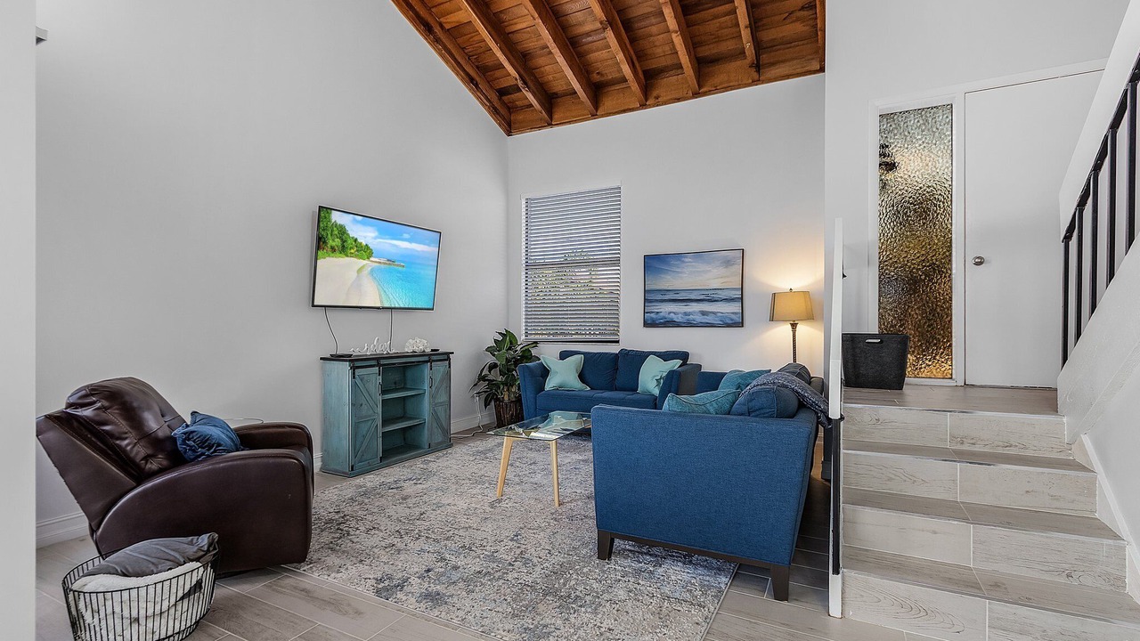 Photo of Livingroom in Caloosahatchee
