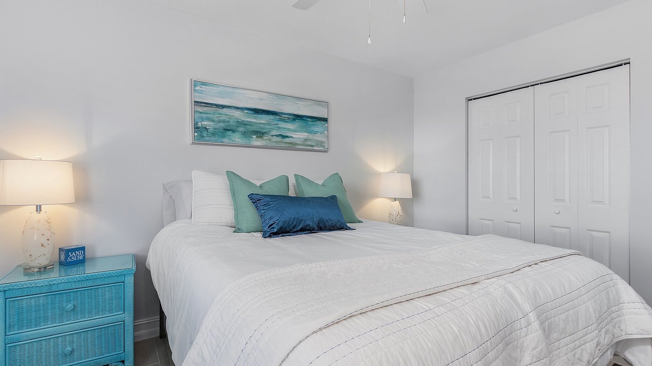 Photo of Bedroom in Caloosahatchee