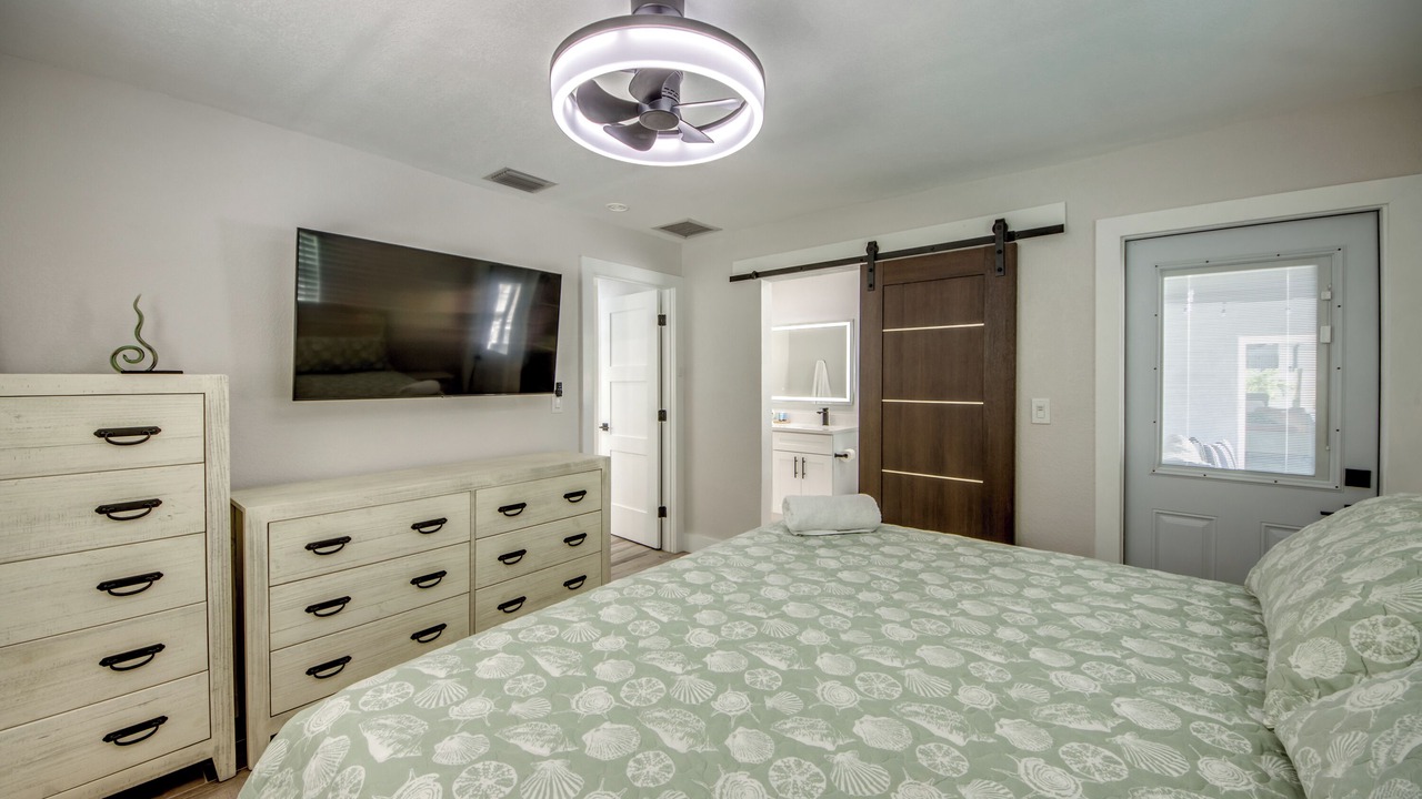 Photo of Bedroom in Matlacha Isles