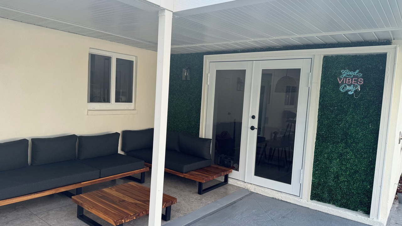 Photo of Patio Balcony in Englewood East