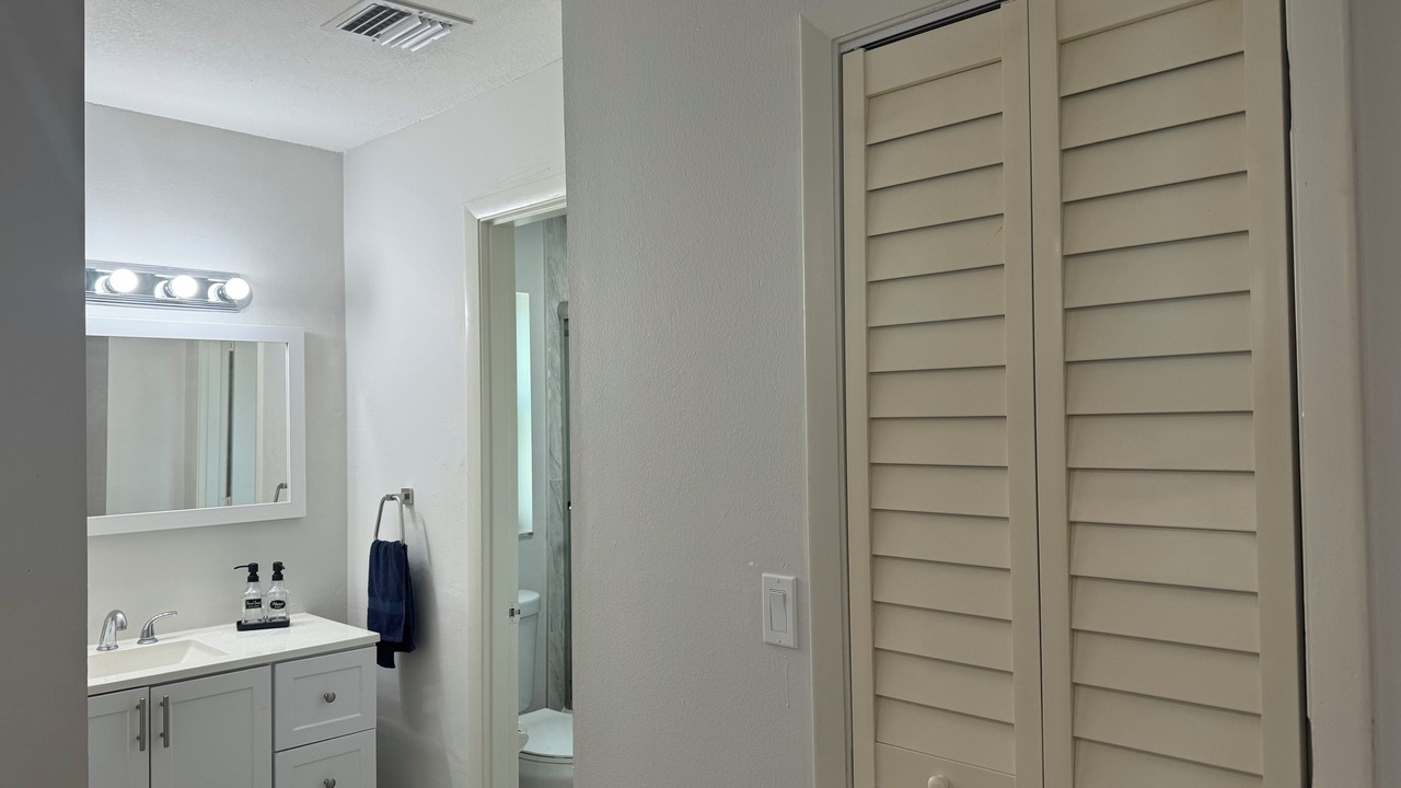 Photo of Bathroom in Englewood East