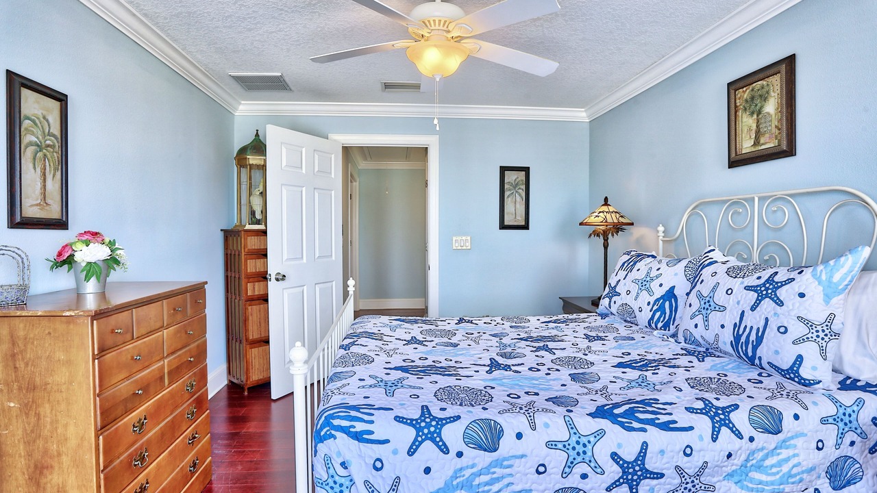 Photo of Bedroom in Gulfport