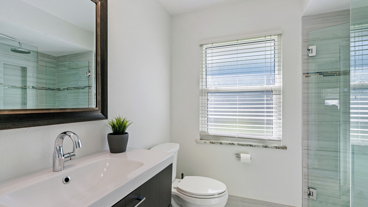 Photo of Bathroom in Arlington Park