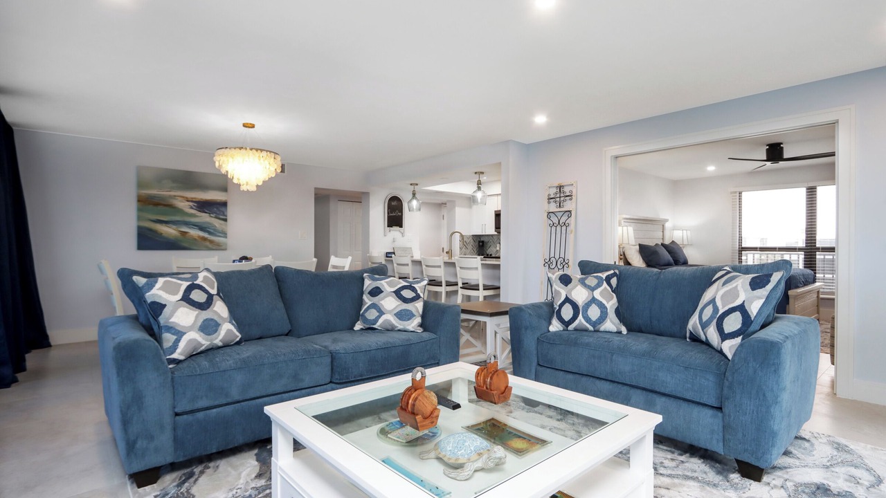 Photo of Livingroom in Beachview Country Club Estates