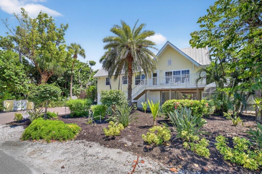 Photo of Others in Captiva